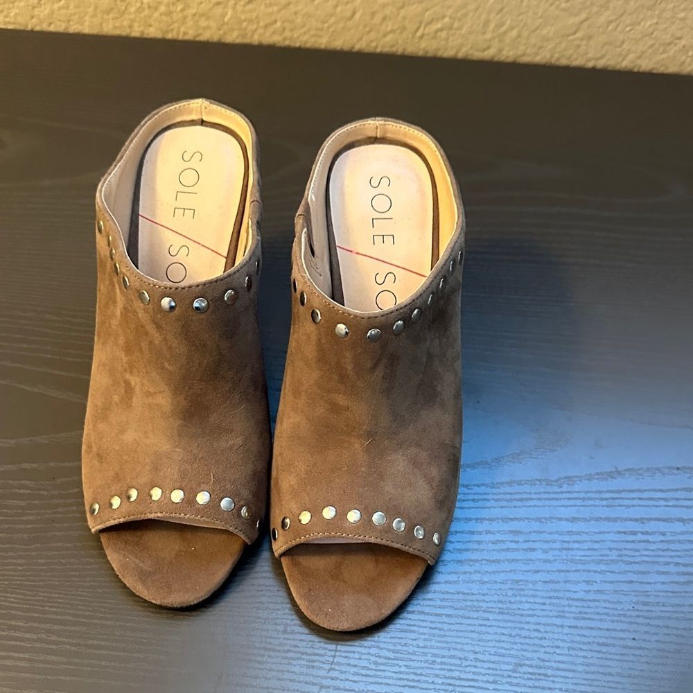 Sole Society Studded Tan/Brown Mules